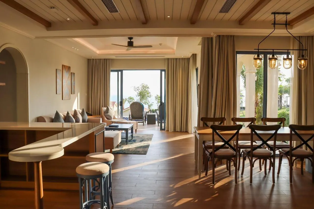 Centara Mirage Resort Mui Ne