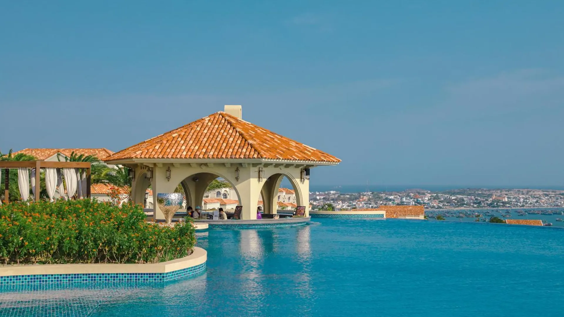 Centara Mirage Resort Mui Ne