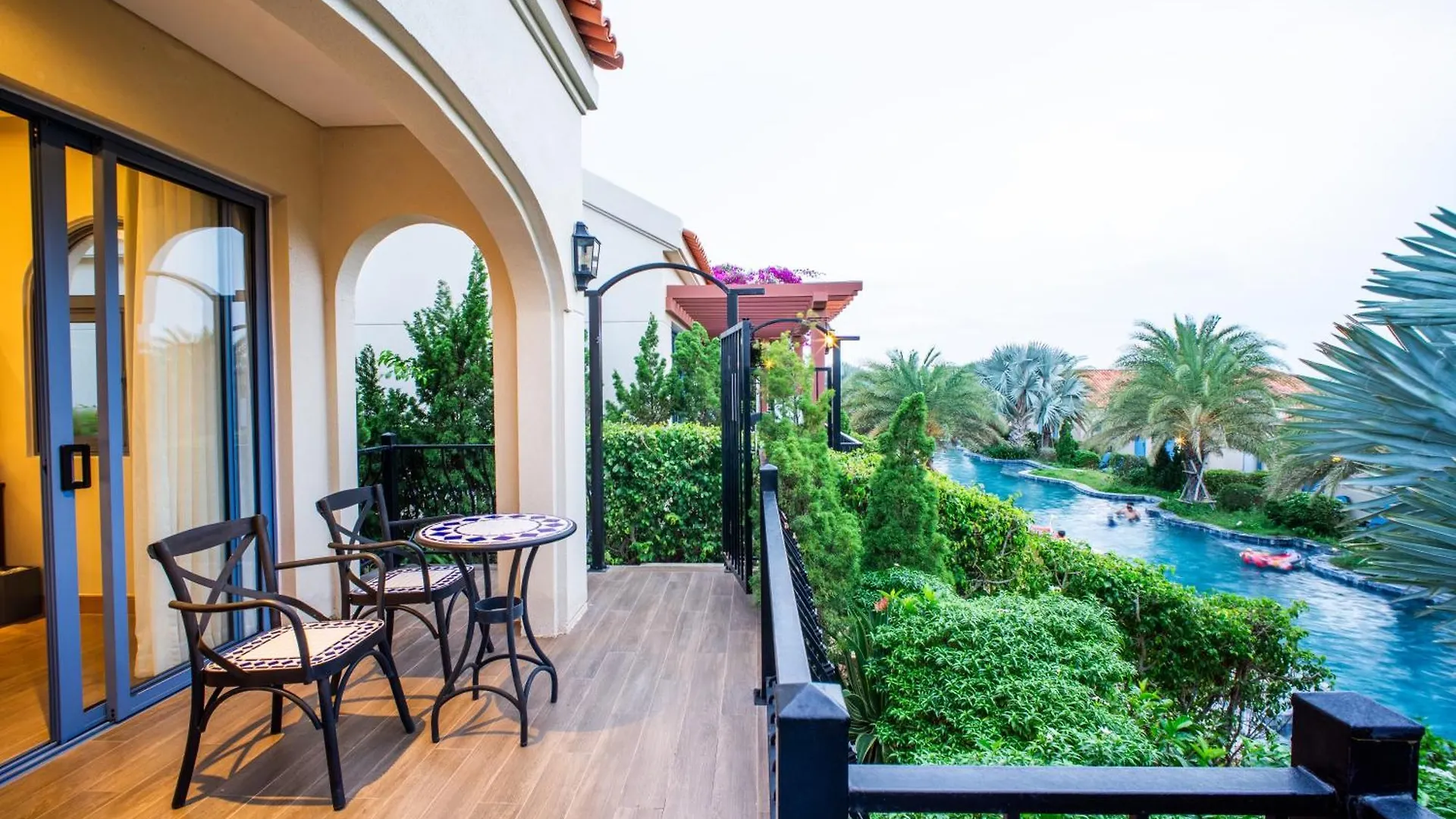 Centara Mirage Resort Mui Ne