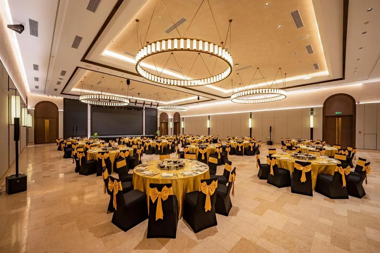 Centara Mirage Resort Mũi Né