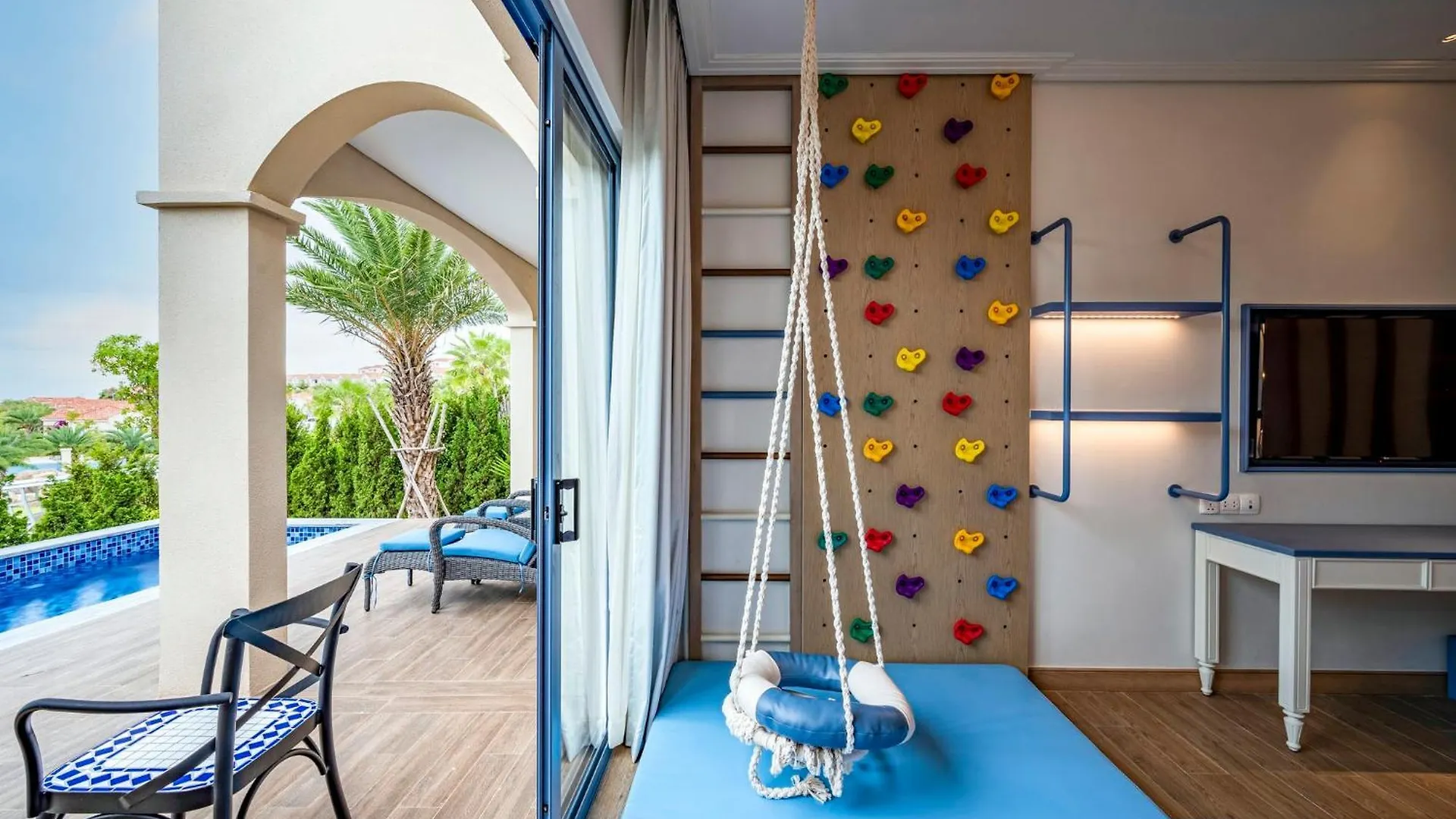 *****  Centara Mirage Resort Mui Ne Vietnam